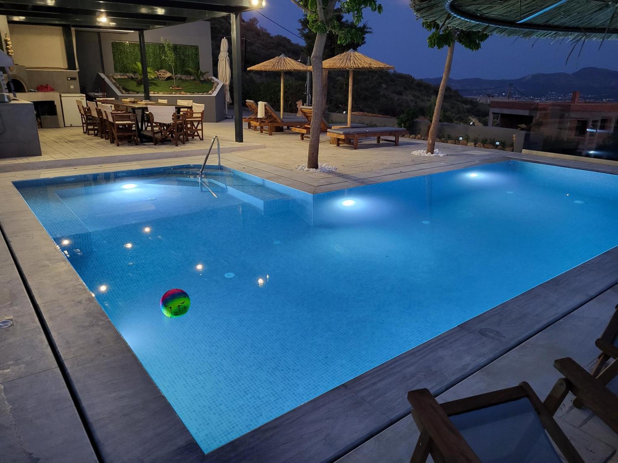 Saronida "Stergiou Luxury Apartment 2Nd Floor" Με Κοινη Πισινα חדר תמונה